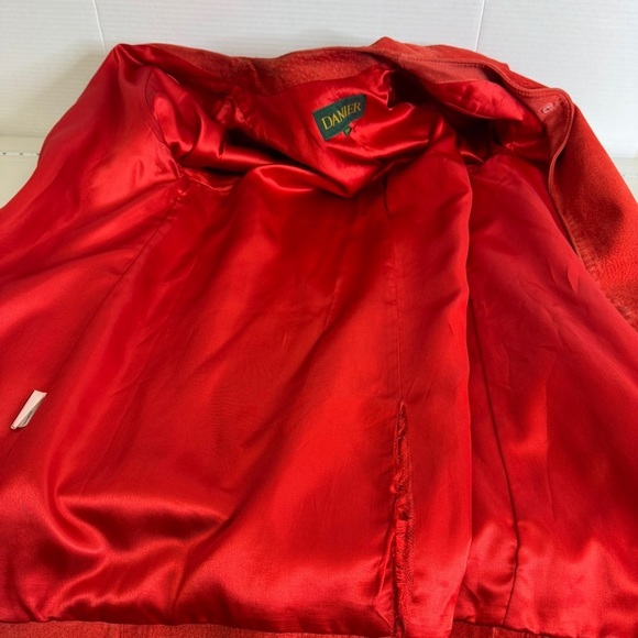 Sold - Picture 8 of 13